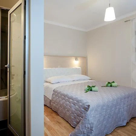 Medak Zrnovnica Apartamento Split